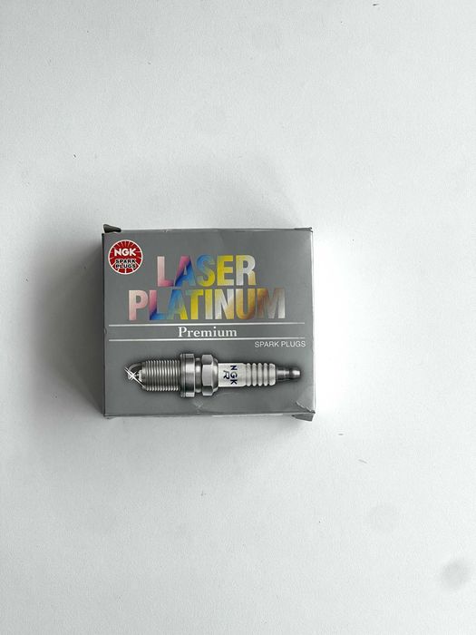 Świece zapłonowe NGK PZFR6R 5758 Laser Platinum – Komplet 4 szt. NOWE